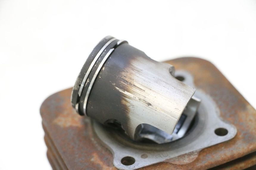 photo de CYLINDER BARREL PISTON PIAGGIO TYPHOON 50 (2000 - 2009) - Detailed visual inspection