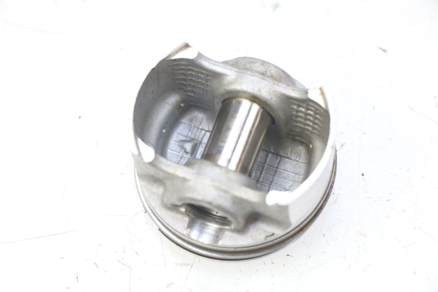photo de CYLINDER PISTON PIAGGIO VESPA GTS IGET ABS 125 (2017 - 2023) - Additional view of the item