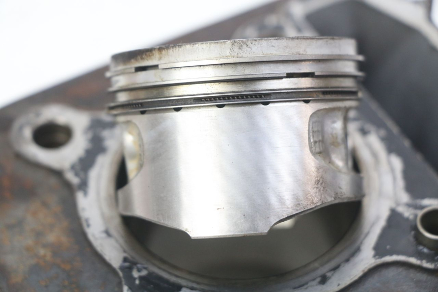 photo de CYLINDER PISTON PIAGGIO VESPA LX 125 (2005 - 2010) - Component zoom