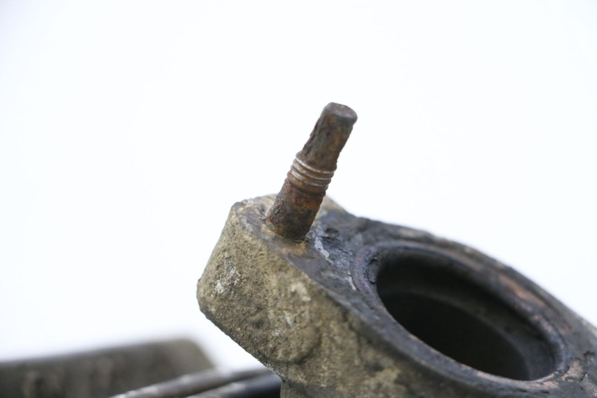 photo de CYLINDER BARREL PISTON PEUGEOT VIVACITY 50 (1998 - 2003) - Technical close-up