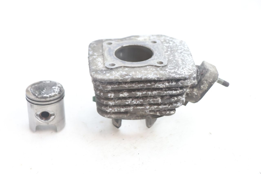 photo de CYLINDER BARREL PISTON PEUGEOT VIVACITY 50 (2004 - 2009) - Component detail