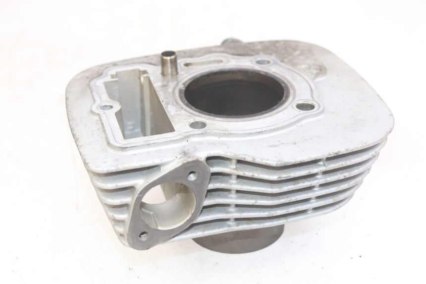 photo de CYLINDER PISTON DAELIM VJ ROADWIN FI 125 (2008 - 2017) - Distinctive features