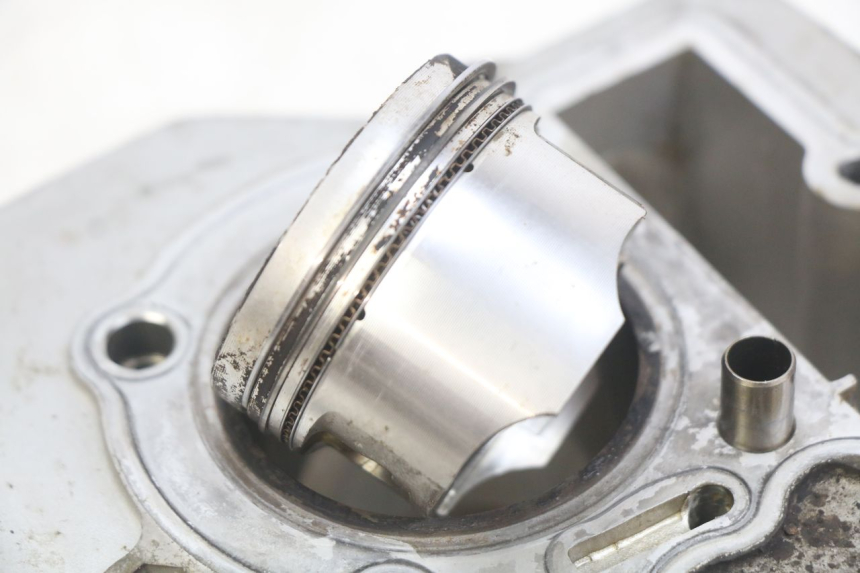 photo de CYLINDER PISTON DAELIM VJ ROADWIN FI 125 (2008 - 2017) - Focus on structure