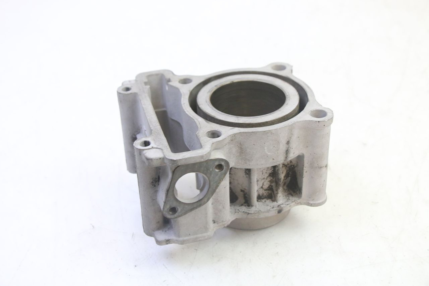 photo de CYLINDER BARREL PISTON YAMAHA X-MAX XMAX 125 (2010 - 2013) - Surface and material condition