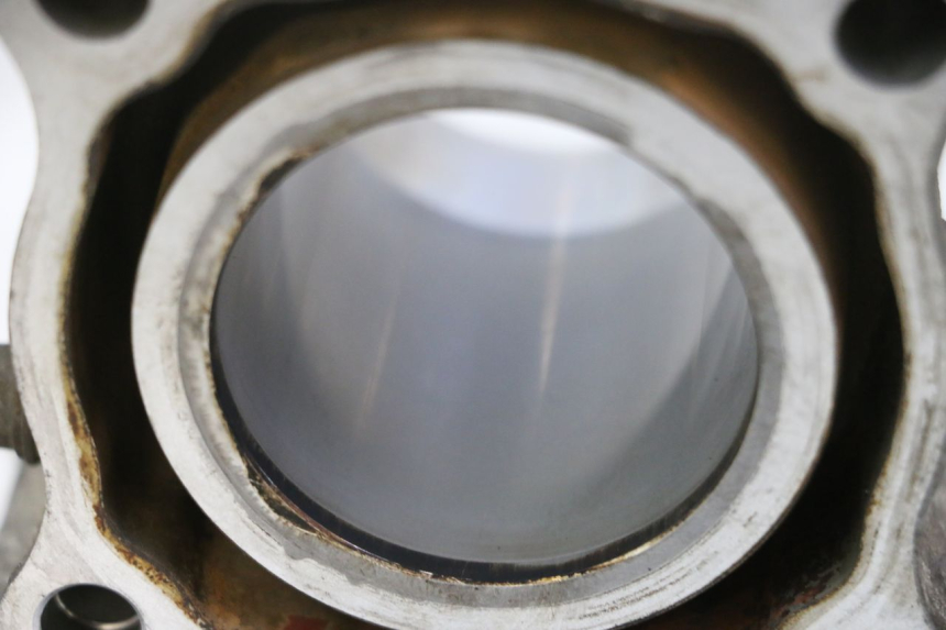 photo de CYLINDER BARREL PISTON YAMAHA X-MAX XMAX 125 (2010 - 2013) - Alternative perspective