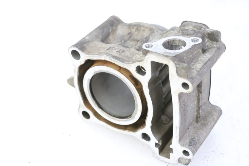 photo de CYLINDER BARREL PISTON YAMAHA X-MAX XMAX 125 (2010 - 2013) - Surface and material condition