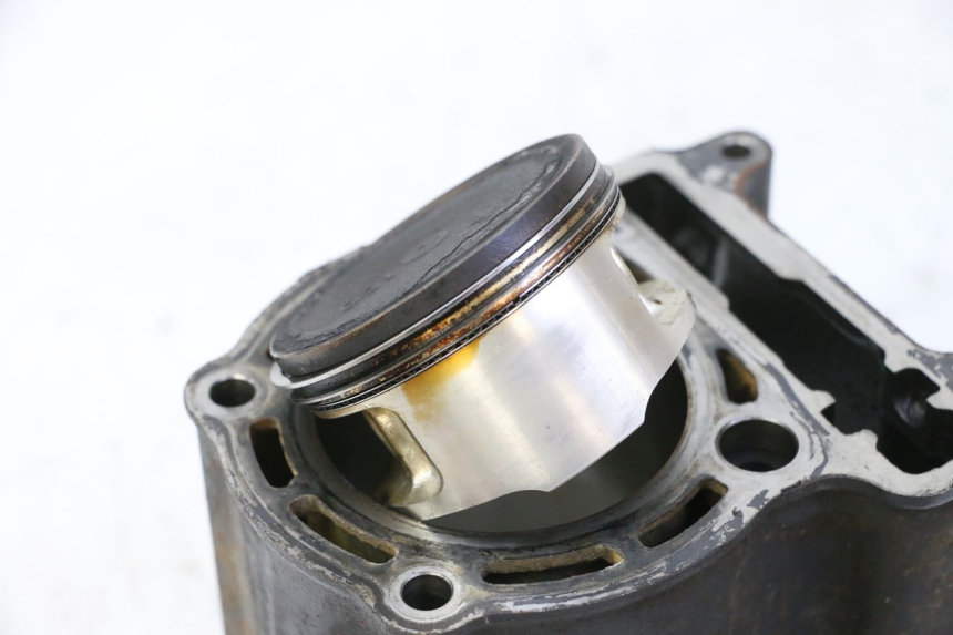 photo de CYLINDER PISTON YAMAHA X-MAX XMAX 250 (2006 - 2009) - Supplementary product photo