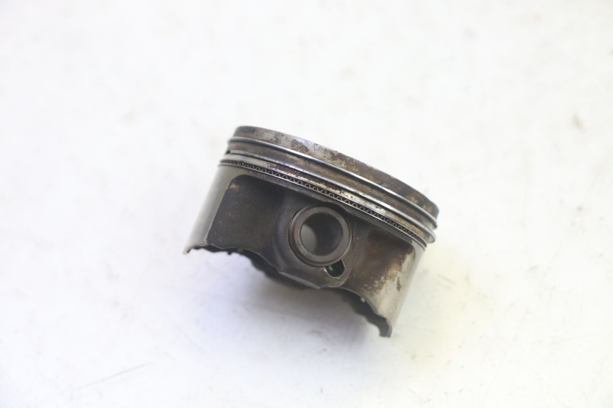 photo de CYLINDER BARREL PISTON YAMAHA X-MAX XMAX 125 (2010 - 2013) - Fixing points details