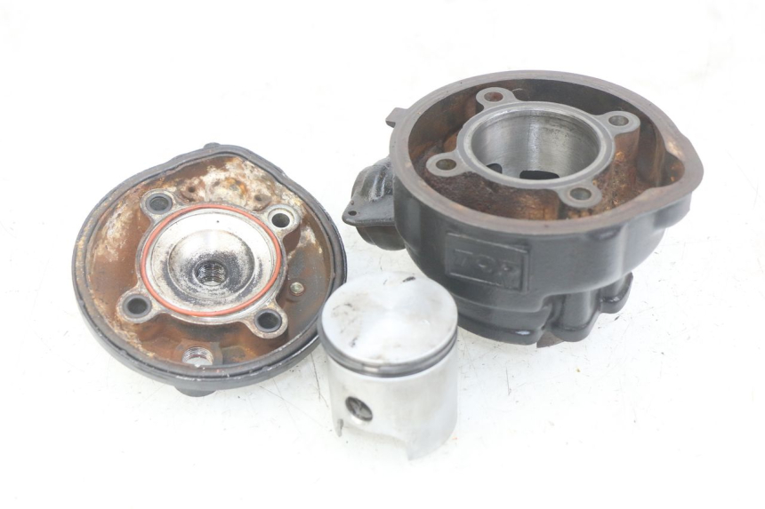 photo de CYLINDER PISTON PEUGEOT XP6 50 (2006 - 2011) - Main view