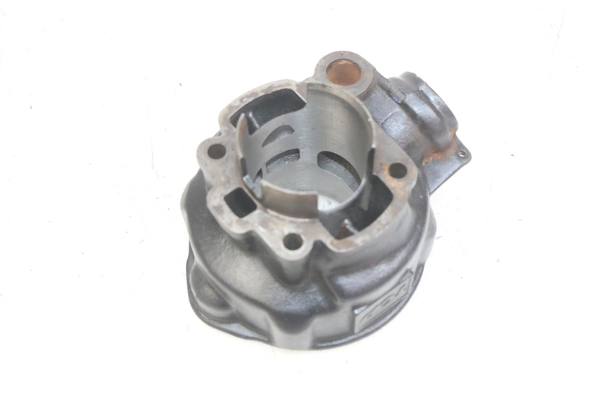 photo de CYLINDER PISTON PEUGEOT XP6 50 (2006 - 2011) - Distinctive features