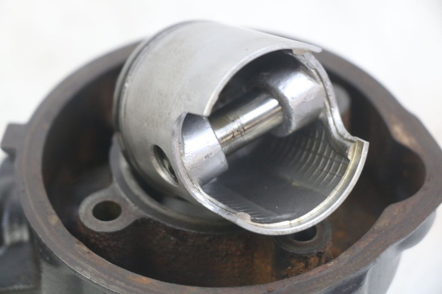photo de CYLINDER PISTON PEUGEOT XP6 50 (2006 - 2011) - Supplementary product photo