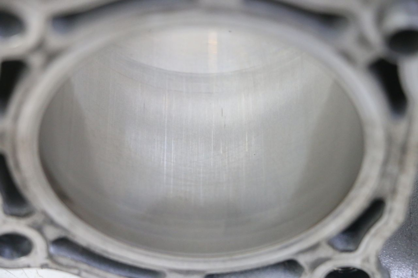 photo de CYLINDER BARREL PISTON YAMAHA YZ-F YZF 250 (2007 - 2013) - Fixing points details