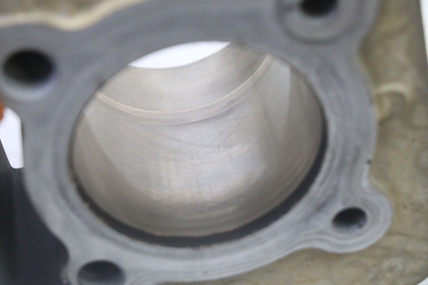 photo de CYLINDER BARREL PISTON YAMAHA YFM R RAPTOR 250 (2008 - 2014) - Detailed visual inspection