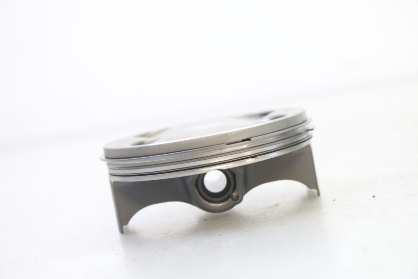 photo de CYLINDER BARREL PISTON YAMAHA YZF YZ-F 450 (2014 - 2016) - Focus on structure