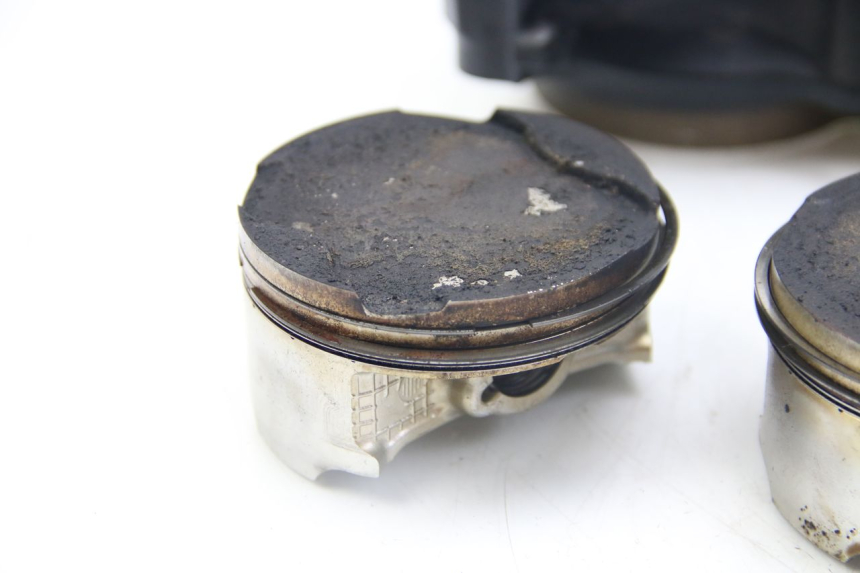 photo de CYLINDER PISTON KAWASAKI Z ABS 1000 (2014 - 2020) - Detailed visual inspection