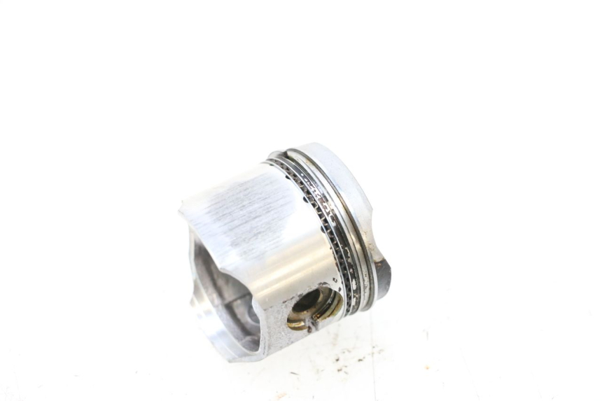 photo de CYLINDER PISTON PIAGGIO ZIP 4T 50 (2018 - 2020) - High-resolution close-up