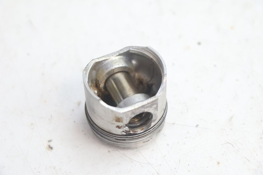 photo de CYLINDER BARREL PISTON PIAGGIO ZIP IGET 4T 50 (2021 - 2023) - Spare part profile view