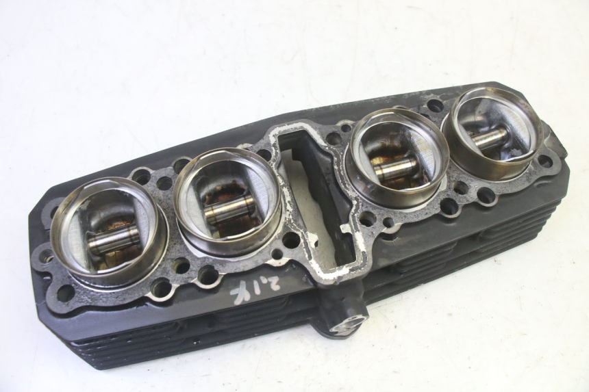 photo de CYLINDER BARREL PISTON KAWASAKI ZR 7 750 (1999 - 2004) - Fixing points details