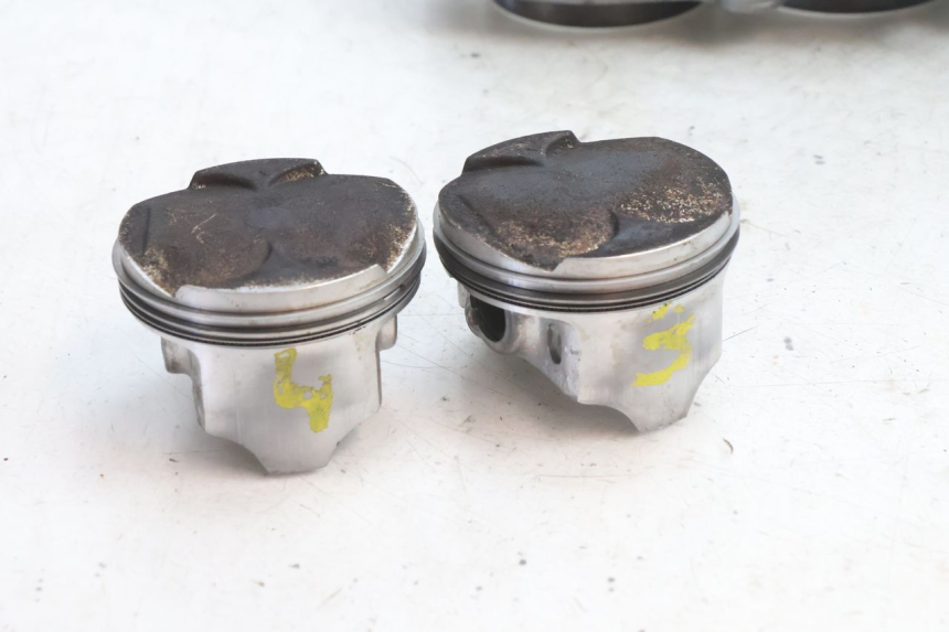 photo de CYLINDER BARREL PISTON KAWASAKI ZZR 600 (1995 - 2004) - Additional view of the item