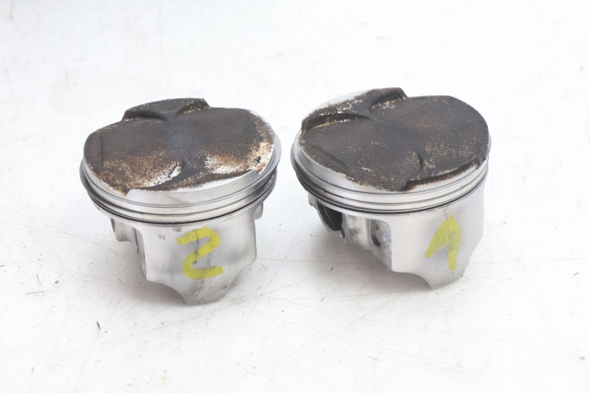 photo de CYLINDER BARREL PISTON KAWASAKI ZZR 600 (1995 - 2004) - Focus on structure