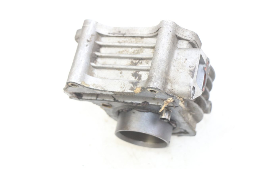 photo de CYLINDER TNT MOTOR ROMA 10' 4T 50 (2019 - 2022) - Fixing points details