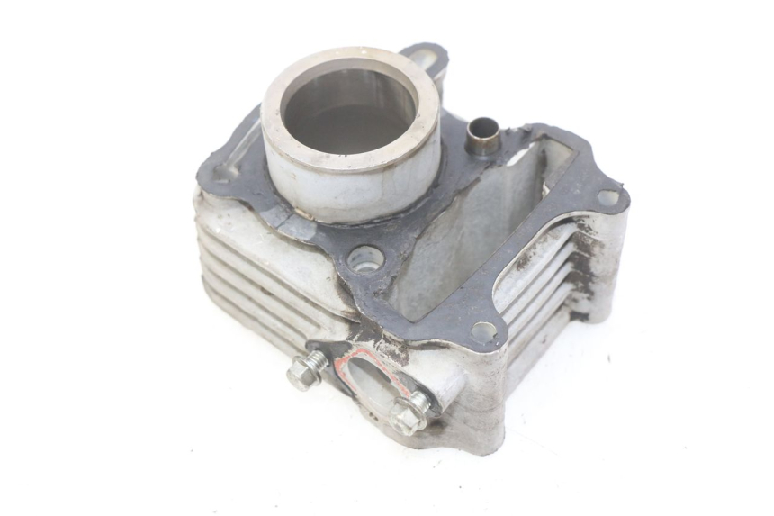 photo de CYLINDER PEUGEOT VIVACITY NEW 4T 50 (2008 - 2017) - Surface and material condition