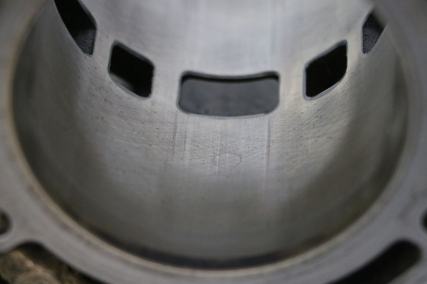 photo de CYLINDER BARREL YAMAHA WAVE RUNNER GP R 1200 (2000 - 2003) - Detailed visual inspection