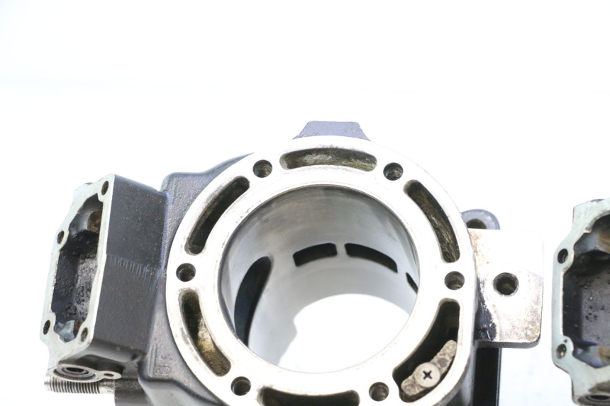photo de CYLINDER BARREL YAMAHA WAVE RUNNER GP R 1200 (2000 - 2003) - Spare part profile view