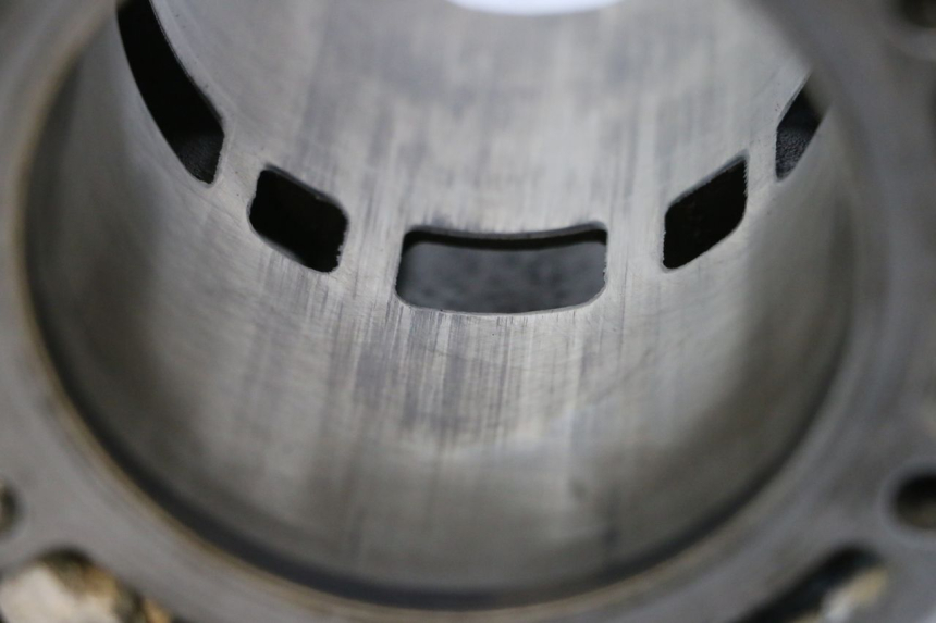 photo de CYLINDER BARREL YAMAHA WAVE RUNNER GP R 1200 (2000 - 2003) - Markings and original references