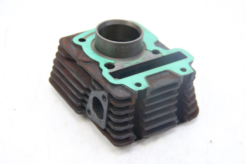 photo de CYLINDER PIAGGIO ZIP 4T 50 (2018 - 2020) - Alternative perspective