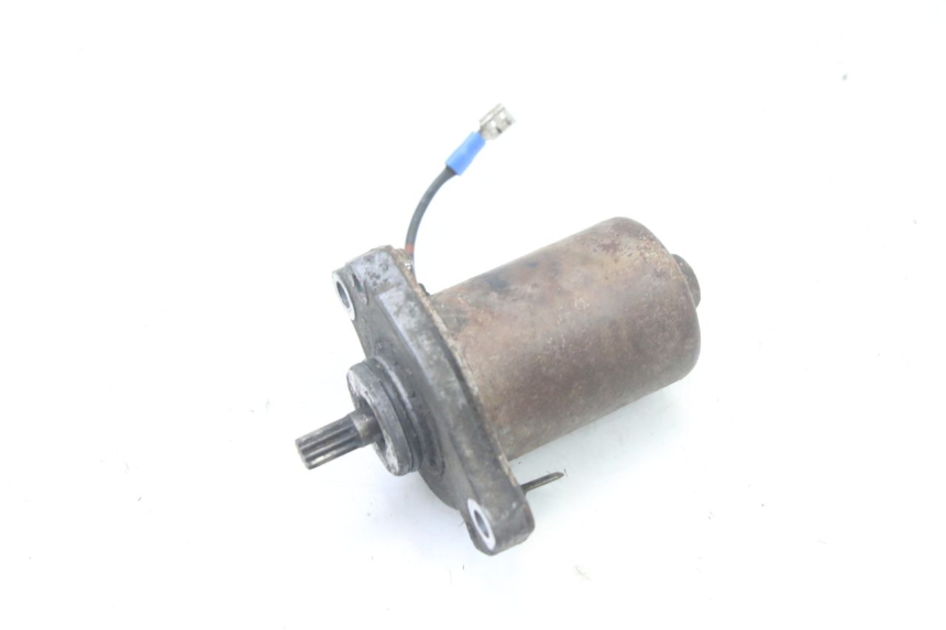 photo de STARTER MBK BOOSTER SPIRIT NAKED 50 (2004 - 2017) - Zoom on usage condition