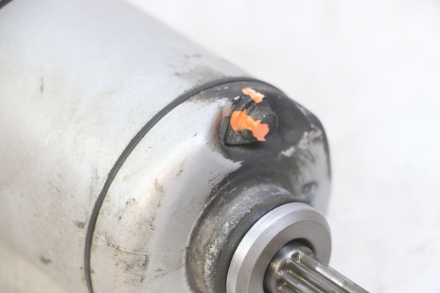 photo de STARTER HONDA CBF 500 (2004 - 2007) - Surface and material condition