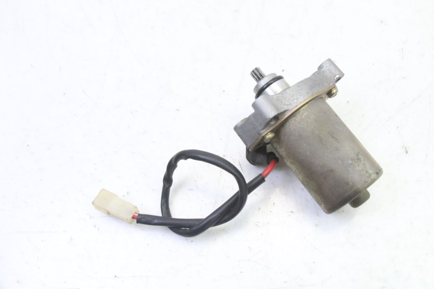 photo de STARTER APRILIA CLASSIC 125 (1995 - 2001) - Alternative perspective