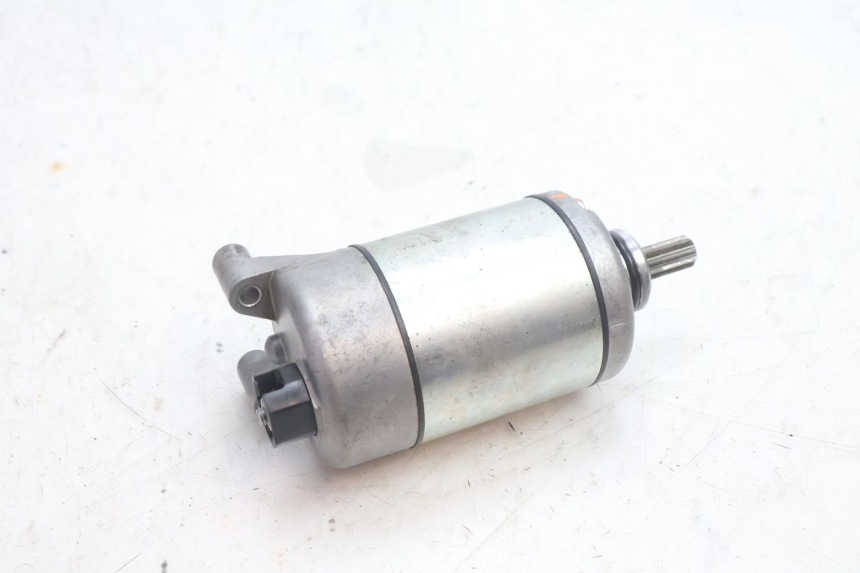 photo de STARTER YAMAHA FZ8 800 (2010 - 2016) - Alternative perspective