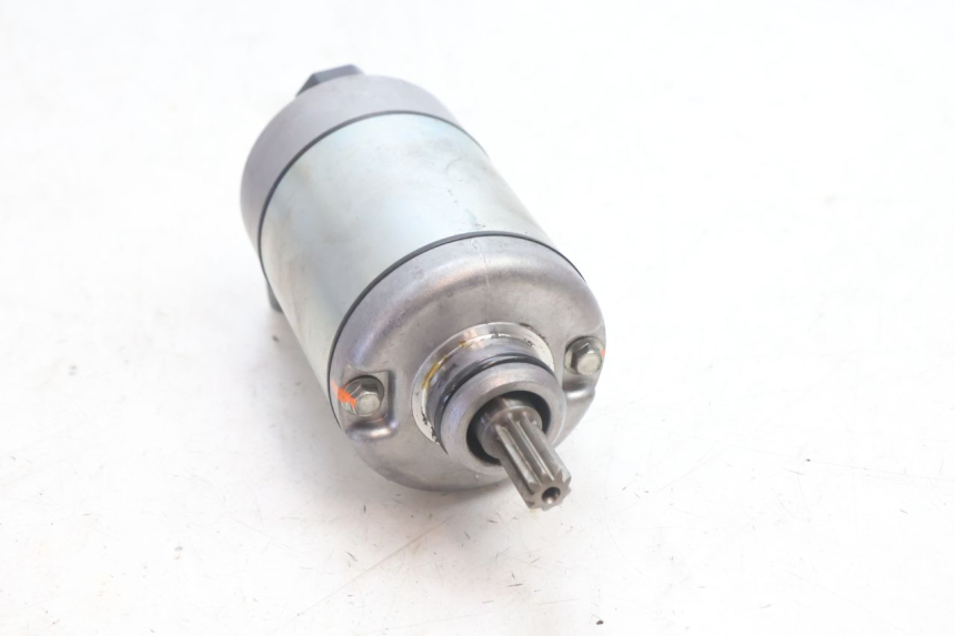 photo de STARTER YAMAHA FZ8 800 (2010 - 2016) - Fixing points details