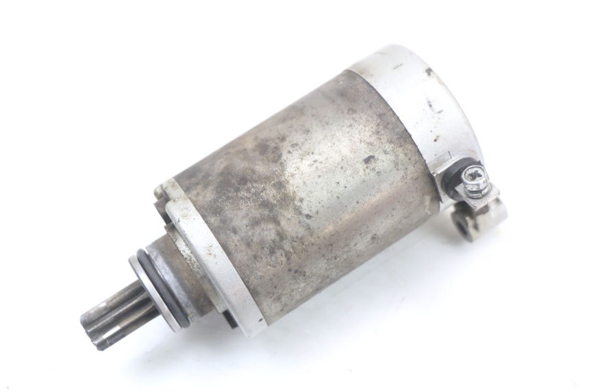 photo de Starter HYOSUNG GF 125 (2001 - 2005) - Alternative perspective