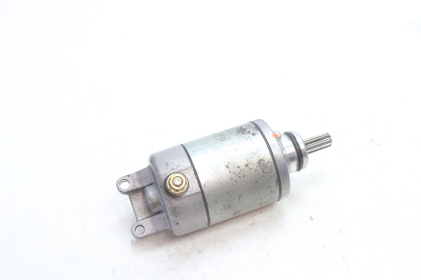 photo de STARTER SUZUKI GSR 600 (2005 - 2012) - Alternative perspective