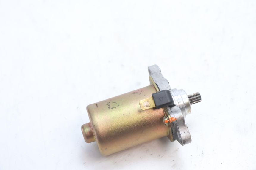 photo de STARTER PEUGEOT KISBEE 2T 50 (2018 - 2022) - Alternative perspective