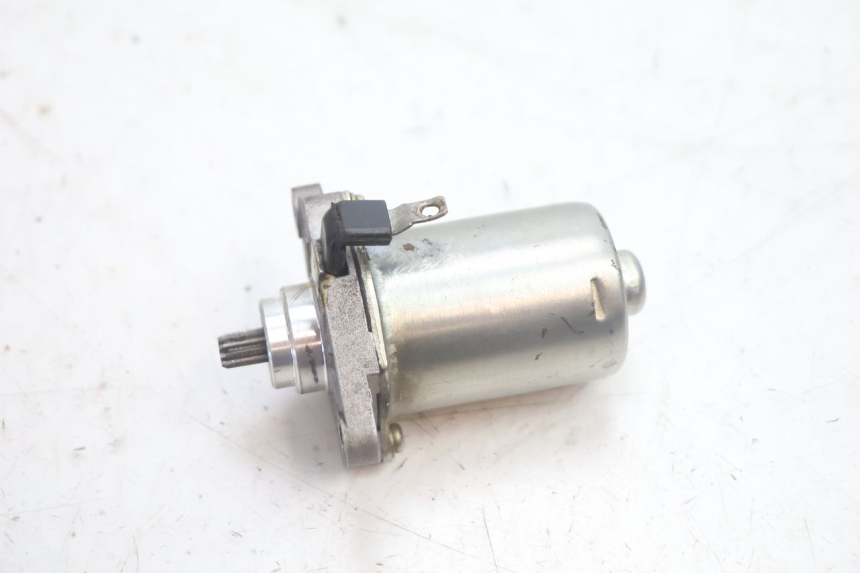 photo de STARTER PEUGEOT KISBEE 2T 50 (2010 - 2017) - Main view