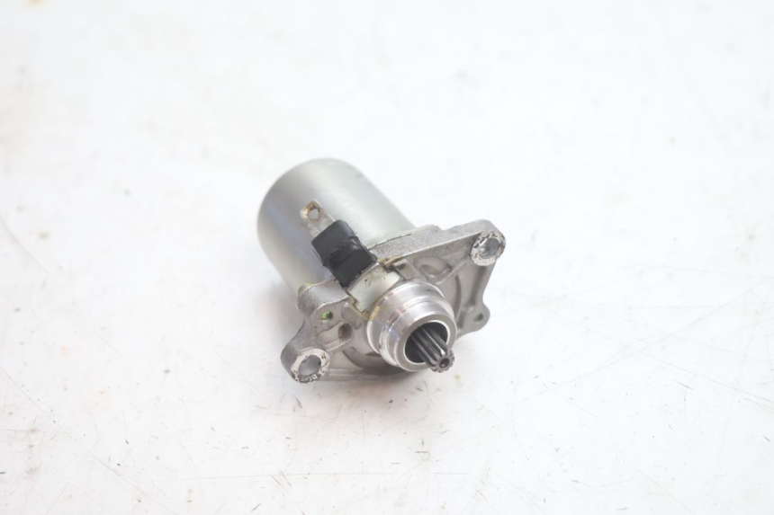 photo de STARTER PEUGEOT KISBEE 2T 50 (2010 - 2017) - Fixing points details