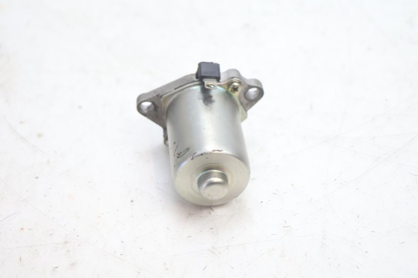 photo de STARTER PEUGEOT KISBEE 2T 50 (2010 - 2017) - Surface and material condition