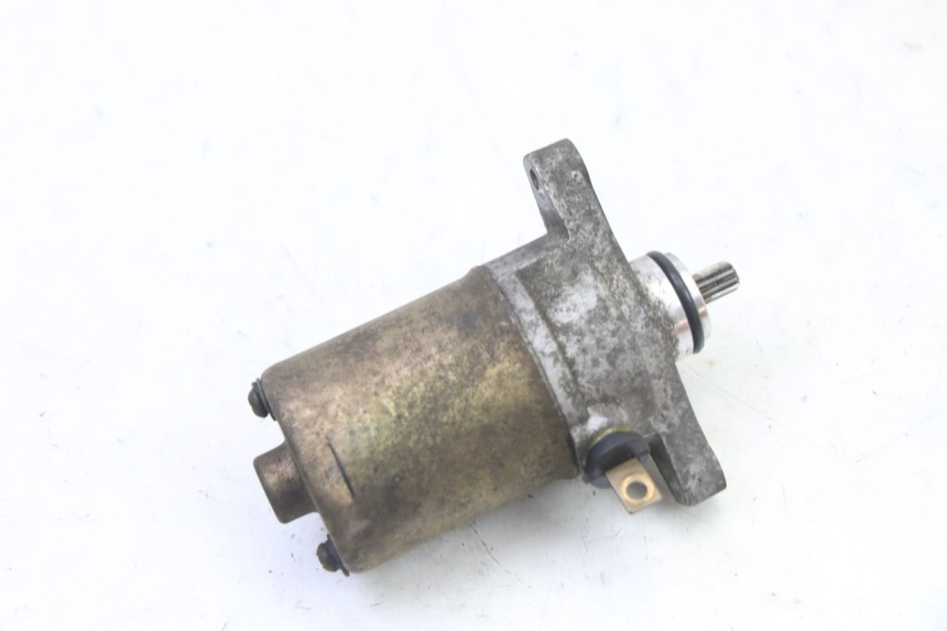 photo de STARTER PEUGEOT KISBEE 4T 50 (2018 - 2022) - Alternative perspective