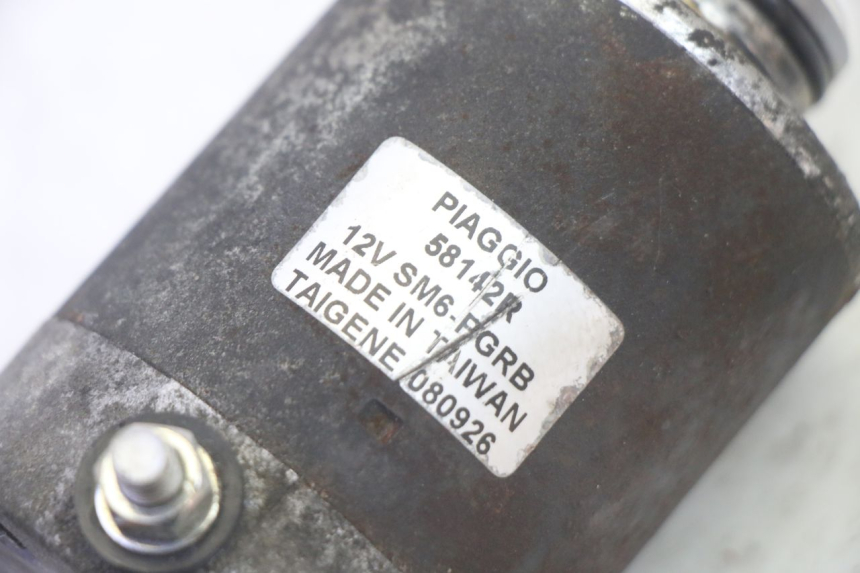 photo de STARTER PIAGGIO MP3 RL 250 (2006 - 2010) - Alternative perspective