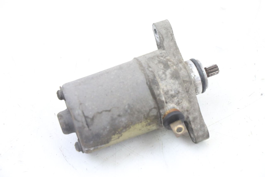 photo de STARTER PEUGEOT KISBEE 4T 50 (2018 - 2022) - Alternative perspective