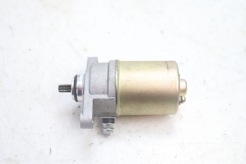 photo de STARTER JM MOTORS R-MAX TECH 50 (2024 - 2026) - Zoom on usage condition
