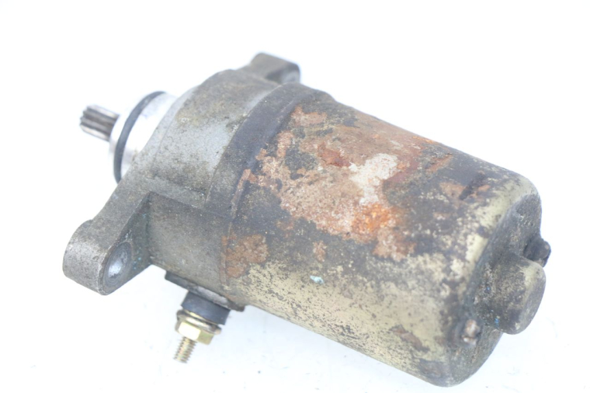 photo de STARTER TNT MOTOR ROMA 10' 4T 50 (2007 - 2018) - Zoom on usage condition