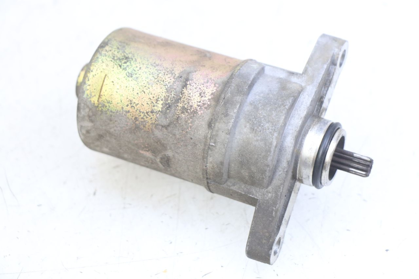 photo de STARTER TNT MOTOR ROMA 10' 4T 50 (2019 - 2022) - Zoom on usage condition