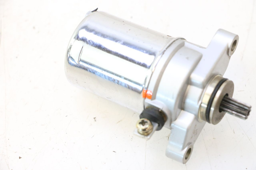 photo de STARTER KEEWAY RY6 2T 50 (2011 - 2019) - Zoom on usage condition