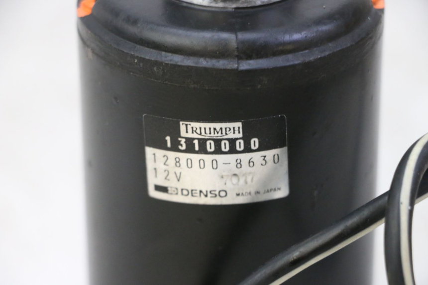 photo de STARTER TRIUMPH SPRINT 900 (1995 - 1998) - Zoom on usage condition