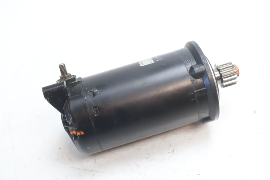 photo de STARTER DUCATI SS IE DS CARENEE 1000 (2002 - 2006) - Alternative perspective
